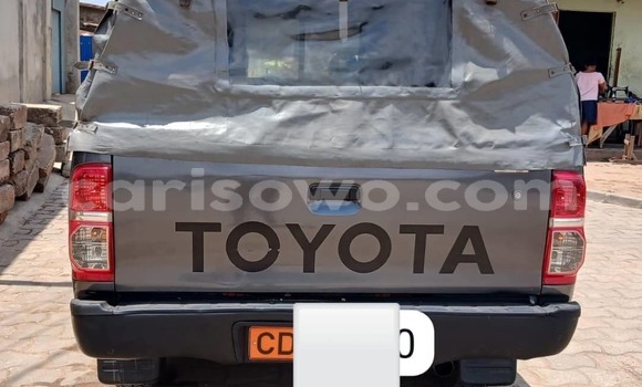 Acheter Occasion Voiture Toyota Hilux Marron à Cotonou, Benin Acheter Occasion Voiture Toyota Hilux Marron à Cotonou, Benin