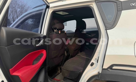 Buy Used Changan CS35 White Car in Cotonou in Benign Buy Used Changan CS35 White Car in Cotonou in Benign