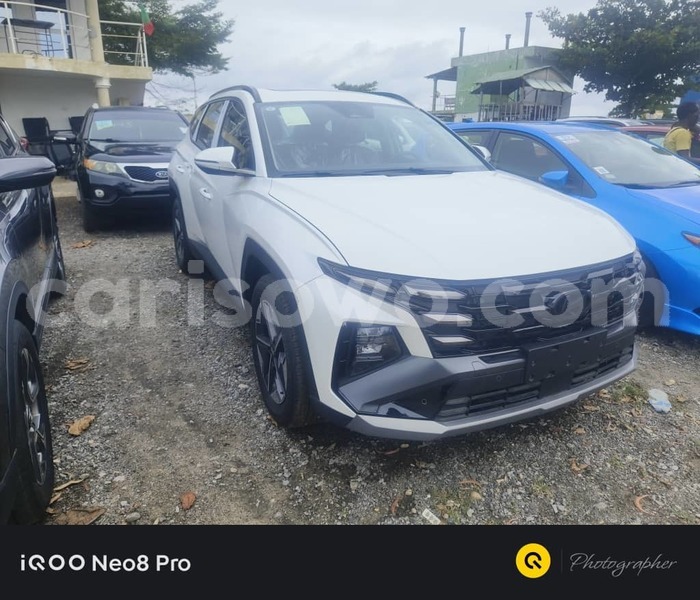 Big with watermark hyundai tucson benin cotonou 25512