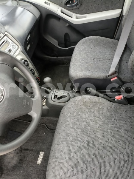 Big with watermark toyota yaris benin cotonou 25513