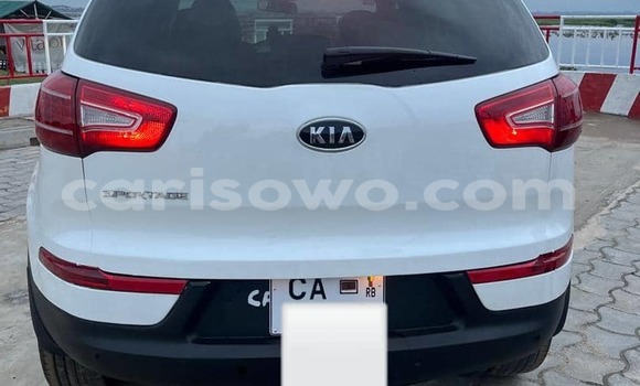 Ra Àlòkù Kia Sportage funfun Ọkọ̀ in Cotonou ni Benin Ra Àlòkù Kia Sportage funfun Ọkọ̀ in Cotonou ni Benin