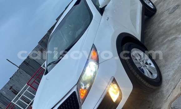 Ra Àlòkù Kia Sportage funfun Ọkọ̀ in Cotonou ni Benin Ra Àlòkù Kia Sportage funfun Ọkọ̀ in Cotonou ni Benin