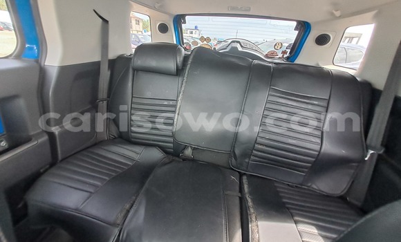 Ra Àlòkù Toyota FJ Cruiser Blue Ọkọ̀ in Cotonou ni Benin Ra Àlòkù Toyota FJ Cruiser Blue Ọkọ̀ in Cotonou ni Benin