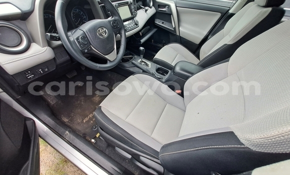 Ra Àlòkù Toyota RAV4 Silver Ọkọ̀ in Cotonou ni Benin Ra Àlòkù Toyota RAV4 Silver Ọkọ̀ in Cotonou ni Benin
