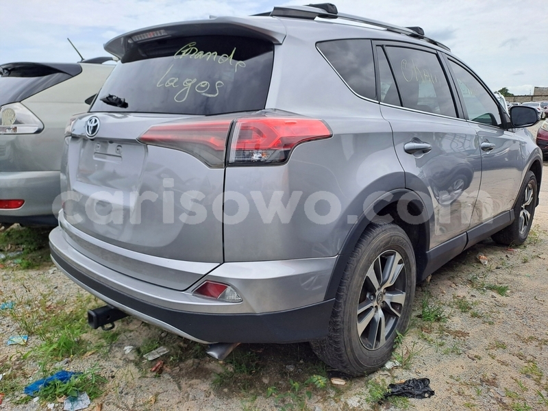 Big with watermark toyota rav4 benin cotonou 25533