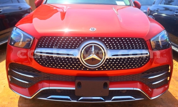 Ra Àlòkù Mercedes-Benz GLE Red Ọkọ̀ in Cotonou ni Benin Ra Àlòkù Mercedes-Benz GLE Red Ọkọ̀ in Cotonou ni Benin