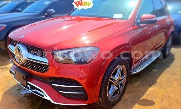 Ra Àlòkù Mercedes-Benz GLE Red Ọkọ̀ in Cotonou ni Benin Ra Àlòkù Mercedes-Benz GLE Red Ọkọ̀ in Cotonou ni Benin