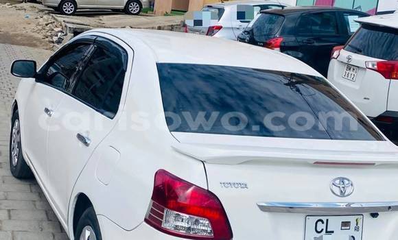 Acheter Occasion Voiture Toyota Yaris Blanc à Cotonou, Benin Acheter Occasion Voiture Toyota Yaris Blanc à Cotonou, Benin