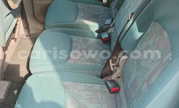 Ra Àlòkù Nissan Almera Tino Alawọ ewe Ọkọ̀ in Cotonou ni Benin Ra Àlòkù Nissan Almera Tino Alawọ ewe Ọkọ̀ in Cotonou ni Benin