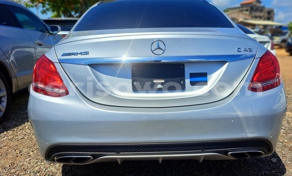 Ra Àlòkù Mercedes-Benz C-klasse AMG Silver Ọkọ̀ in Cotonou ni Benin Ra Àlòkù Mercedes-Benz C-klasse AMG Silver Ọkọ̀ in Cotonou ni Benin