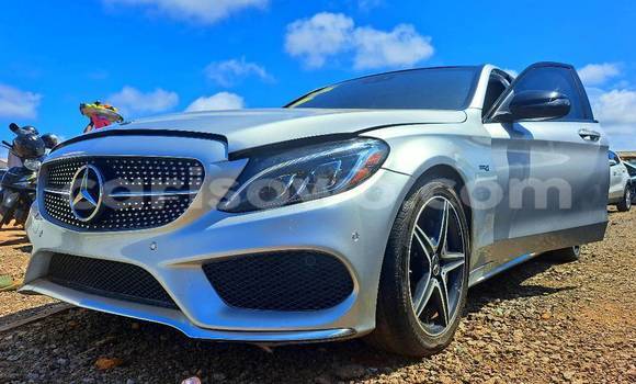 Ra Àlòkù Mercedes-Benz C-klasse AMG Silver Ọkọ̀ in Cotonou ni Benin Ra Àlòkù Mercedes-Benz C-klasse AMG Silver Ọkọ̀ in Cotonou ni Benin