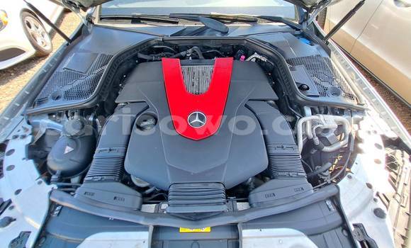 Ra Àlòkù Mercedes-Benz C-klasse AMG Silver Ọkọ̀ in Cotonou ni Benin Ra Àlòkù Mercedes-Benz C-klasse AMG Silver Ọkọ̀ in Cotonou ni Benin