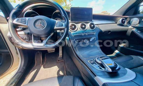 Ra Àlòkù Mercedes-Benz C-klasse AMG funfun Ọkọ̀ in Cotonou ni Benin Ra Àlòkù Mercedes-Benz C-klasse AMG funfun Ọkọ̀ in Cotonou ni Benin