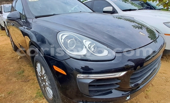 Acheter Occasion Voiture Porsche Cayenne Noir à Cotonou, Benin