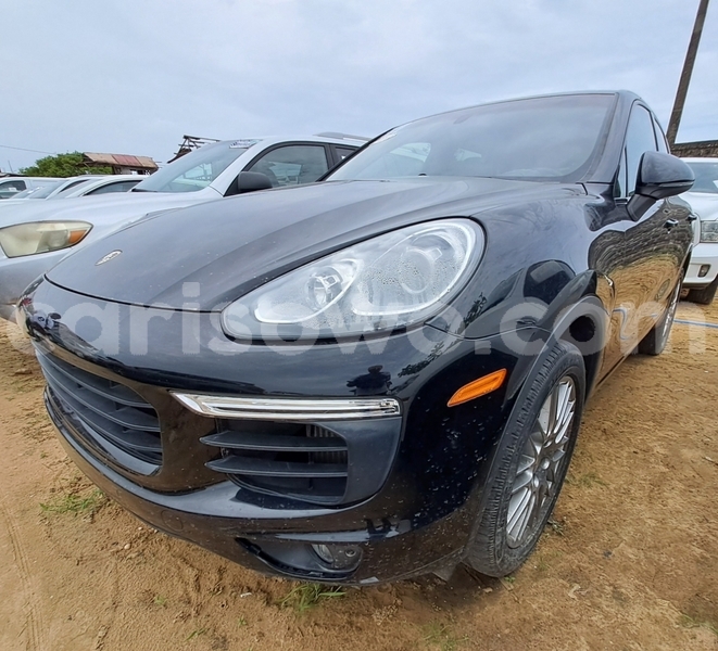 Big with watermark porsche cayenne benin cotonou 25552