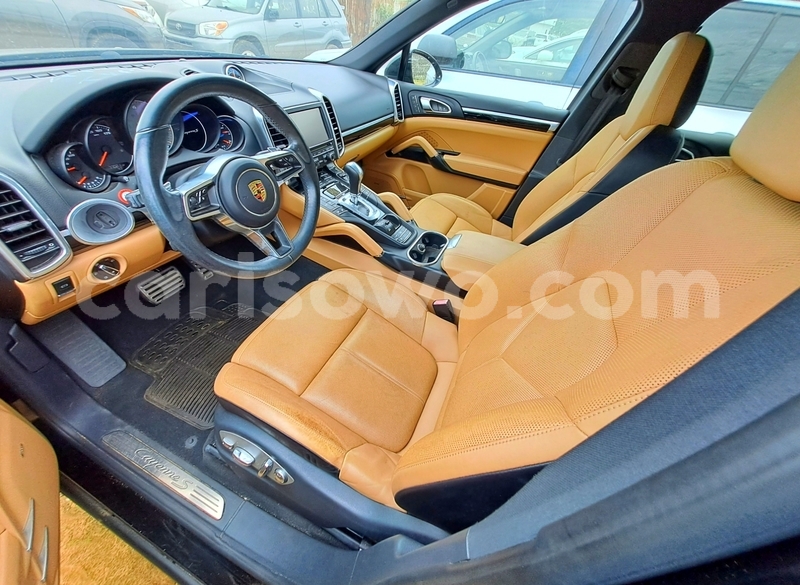 Big with watermark porsche cayenne benin cotonou 25552
