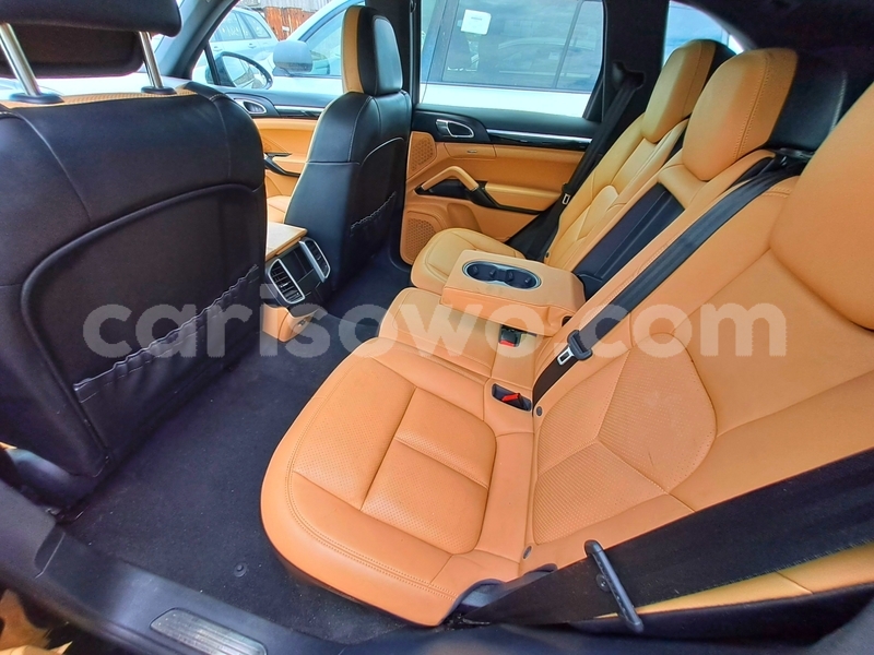 Big with watermark porsche cayenne benin cotonou 25552