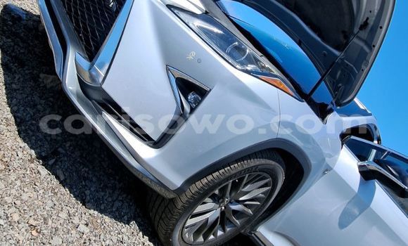 Ra Àlòkù Lexus RX 350 Silver Ọkọ̀ in Cotonou ni Benin Ra Àlòkù Lexus RX 350 Silver Ọkọ̀ in Cotonou ni Benin