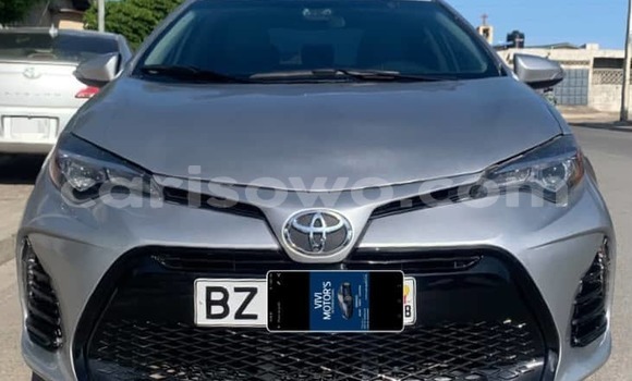 Ra Àlòkù Toyota Corolla Black Ọkọ̀ in Cotonou ni Benin Ra Àlòkù Toyota Corolla Black Ọkọ̀ in Cotonou ni Benin