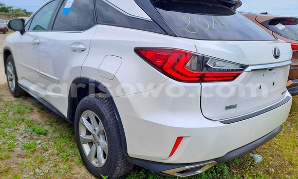 Ra Àlòkù Lexus RX 350 funfun Ọkọ̀ in Cotonou ni Benin Ra Àlòkù Lexus RX 350 funfun Ọkọ̀ in Cotonou ni Benin
