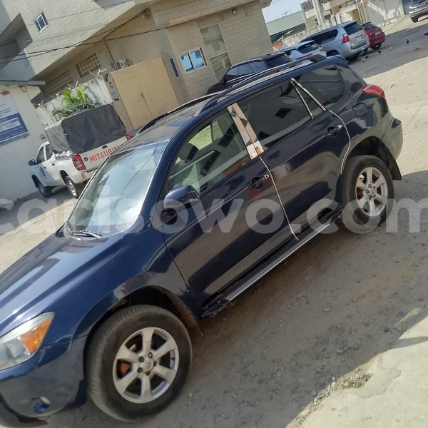 Big with watermark toyota rav4 benin cotonou 25568