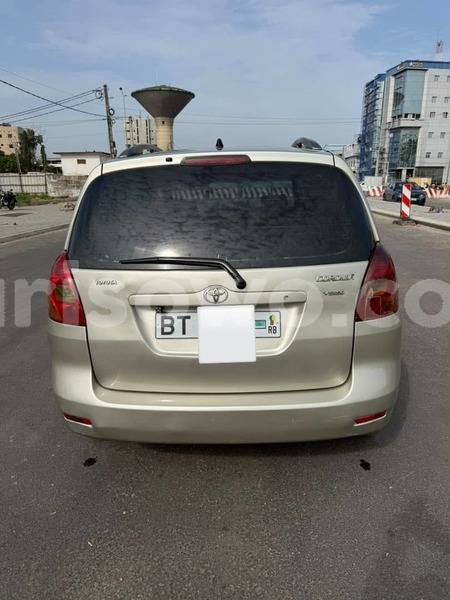Big with watermark toyota corolla verso benin cotonou 25576