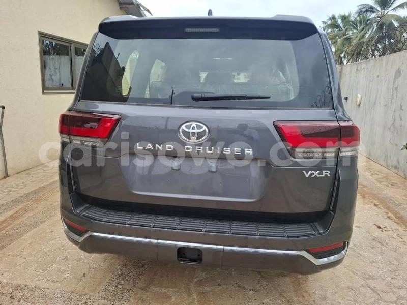 Big with watermark toyota land cruiser benin cotonou 25592
