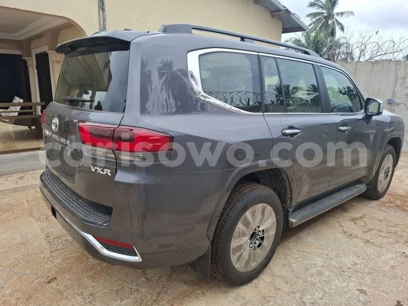 Big with watermark toyota land cruiser benin cotonou 25592