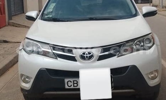 Acheter Occasion Voiture Toyota RAV4 Blanc à Cotonou, Benin