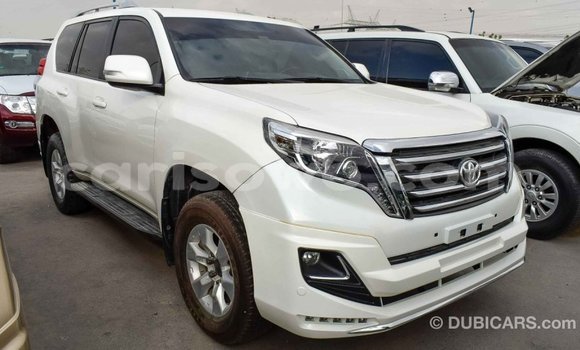 Acheter Import Voiture Toyota Prado Blanc à Import - Dubai, Benin Acheter Import Voiture Toyota Prado Blanc à Import - Dubai, Benin