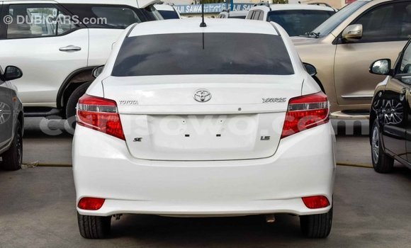 Ra Imported Toyota Yaris funfun Ọkọ̀ in Import - Dubai ni Benin Ra Imported Toyota Yaris funfun Ọkọ̀ in Import - Dubai ni Benin