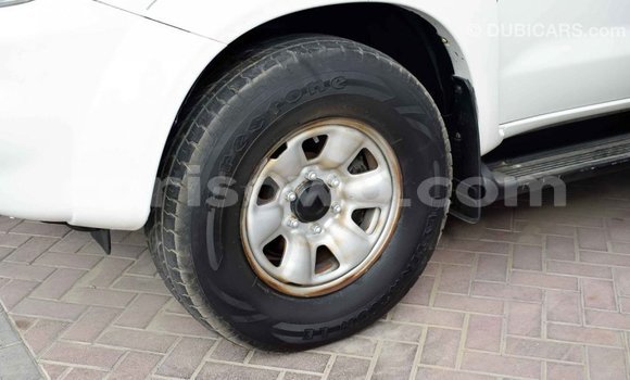 Acheter Import Voiture Toyota Fortuner Blanc à Import - Dubai, Benin Acheter Import Voiture Toyota Fortuner Blanc à Import - Dubai, Benin