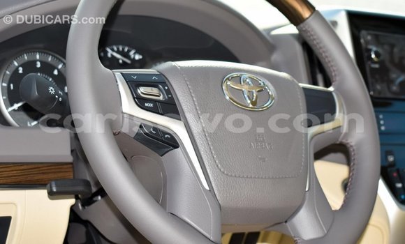 Ra Imported Toyota Land Cruiser Black Ọkọ̀ in Import - Dubai ni Benin Ra Imported Toyota Land Cruiser Black Ọkọ̀ in Import - Dubai ni Benin