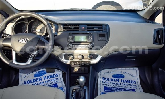 Acheter Import Voiture Kia Rio Blanc à Import - Dubai, Benin Acheter Import Voiture Kia Rio Blanc à Import - Dubai, Benin