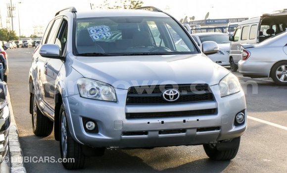 Ra Imported Toyota RAV4 Miiran Ọkọ̀ in Import - Dubai ni Benin Ra Imported Toyota RAV4 Miiran Ọkọ̀ in Import - Dubai ni Benin