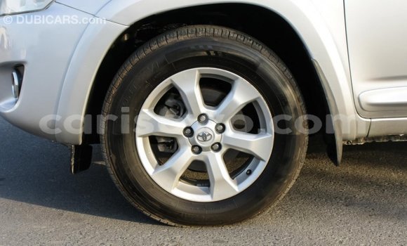 Ra Imported Toyota RAV4 Miiran Ọkọ̀ in Import - Dubai ni Benin Ra Imported Toyota RAV4 Miiran Ọkọ̀ in Import - Dubai ni Benin