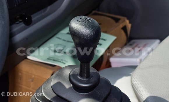 Acheter Import Utilitaire Hino 300 Series Blanc à Import - Dubai, Benin Acheter Import Utilitaire Hino 300 Series Blanc à Import - Dubai, Benin