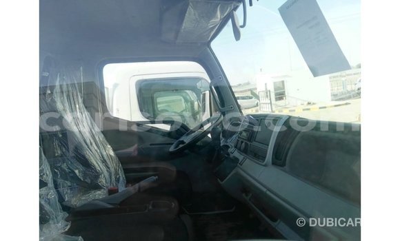 Ra Imported Mitsubishi i funfun Ọkọ̀ in Import - Dubai ni Benin Ra Imported Mitsubishi i funfun Ọkọ̀ in Import - Dubai ni Benin