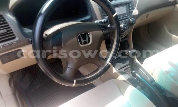 Acheter Occasion Voiture Honda Accord Blanc à Cotonou, Benin Acheter Occasion Voiture Honda Accord Blanc à Cotonou, Benin