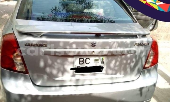 Sayi Na hannu Suzuki Forenza White Mota in Cotonou a Benin