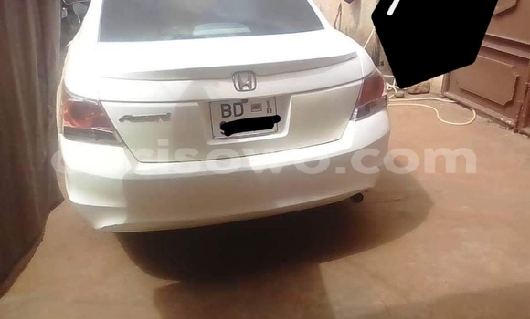 Acheter Occasion Voiture Honda Accord Blanc à Cotonou, Benin Acheter Occasion Voiture Honda Accord Blanc à Cotonou, Benin