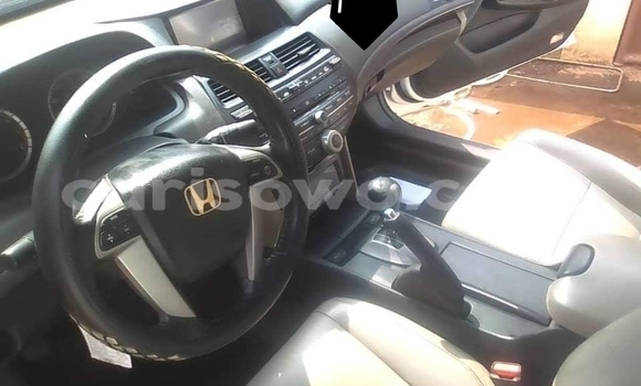 Acheter Occasion Voiture Honda Accord Blanc à Cotonou, Benin Acheter Occasion Voiture Honda Accord Blanc à Cotonou, Benin