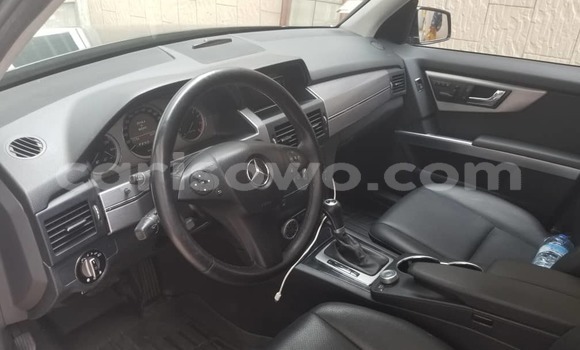 Sayi Na hannu Mercedes-Benz GLK–Class Black Mota in Cotonou a Benin Sayi Na hannu Mercedes-Benz GLK–Class Black Mota in Cotonou a Benin