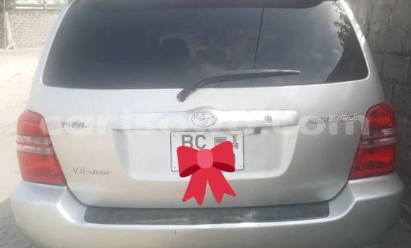 Buy Used Toyota Highlander Silver Car in Cotonou in Benign Buy Used Toyota Highlander Silver Car in Cotonou in Benign
