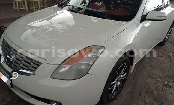 Buy Used Nissan Altima White Car in Cotonou in Benign Buy Used Nissan Altima White Car in Cotonou in Benign