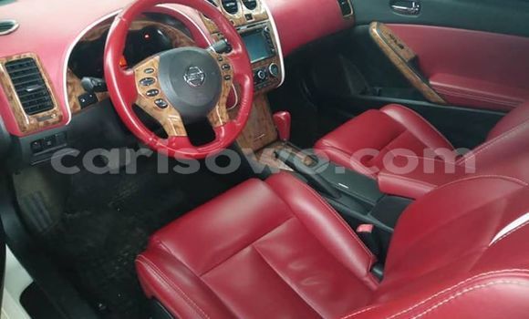 Buy Used Nissan Altima White Car in Cotonou in Benign Buy Used Nissan Altima White Car in Cotonou in Benign
