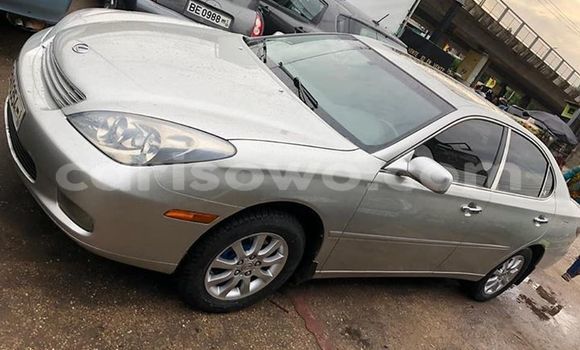 Buy Used Lexus ES 300 Silver Car in Cotonou in Benign Buy Used Lexus ES 300 Silver Car in Cotonou in Benign