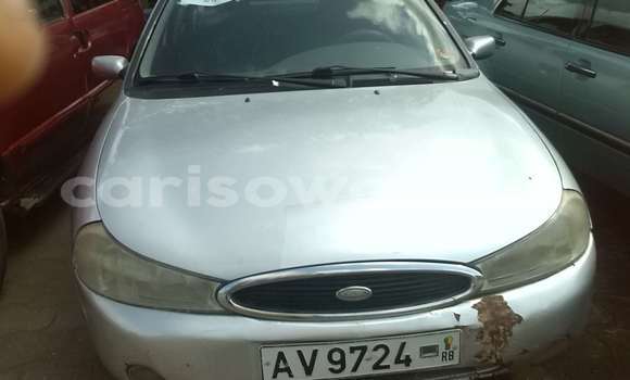Ra Àlòkù Ford Club Wagon Silver Ọkọ̀ in Cotonou ni Benin Ra Àlòkù Ford Club Wagon Silver Ọkọ̀ in Cotonou ni Benin