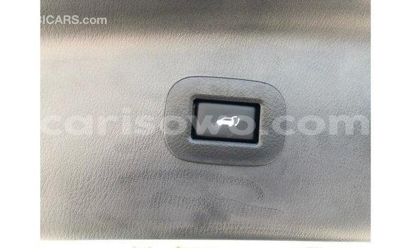 Ra Imported Nissan Patrol funfun Ọkọ̀ in Import - Dubai ni Benin Ra Imported Nissan Patrol funfun Ọkọ̀ in Import - Dubai ni Benin