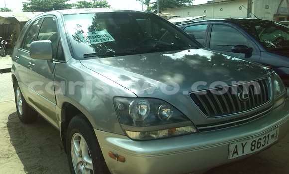 Buy Used Lexus ES 300 Silver Car in Cotonou in Benign Buy Used Lexus ES 300 Silver Car in Cotonou in Benign